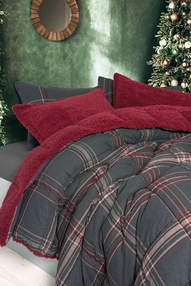 Festive Çift Kişilik Çift Taraflı Peluş Yorgan Noel Kırmızı Festive Çift Kişilik Çift Taraflı Peluş Yorgan Noel Kırmızı